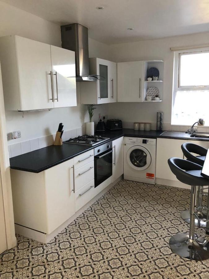 First Floor Apartment With Mountain Views Tywyn Eksteriør bilde
